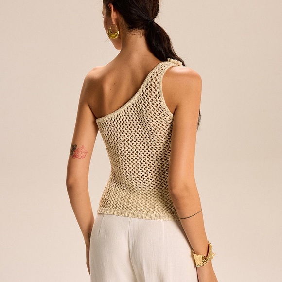 One-Shoulder Floral Crochet Knit Top, M, NWOT - Picture 6 of 10